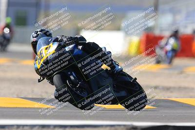 media/Oct-09-2022-SoCal Trackdays (Sun) [[95640aeeb6]]/Turn 2 (1110am)/